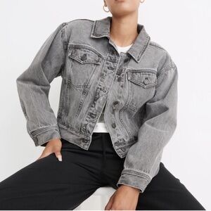 Madewell Oversized Denim Trucker Jacket in gray